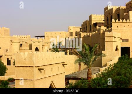 Anantara Qasr al Sarab Desert Luxus Hotel im Stil einer kasbah gebaut, Hotel Resort, in der Nähe der Liwa Oase in das Leere Viertel Stockfoto