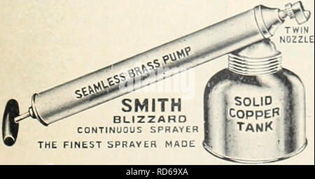 . Currie's Garten jährliche. Blumen Samen Kataloge, Leuchtmittel (Pflanzen) Samen Samen Kataloge Kataloge; Gemüse; Baumschulen (Gartenbau) Kataloge; Pflanzen, Zierpflanzen Kataloge; Gartengeräte und Zubehör Kataloge. Sehr strapazierfähig, nahtlose Messing Pumpe, massivem Kupfer quart Tank mit verstellbarer Düse für gerade und underleaf sprühen. Jeder, $ 2,25.. Bitte beachten Sie, dass diese Bilder sind von der gescannten Seite Bilder, die digital für die Lesbarkeit verbessert haben mögen - Färbung und Aussehen dieser Abbildungen können nicht perfekt dem Original ähneln. extrahiert. Currie Brüder Unternehmen; Henry Stockfoto