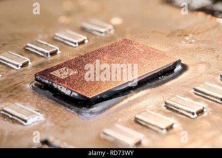 AMD AthlonXP ThoroughbredB KIXIB 0401 UPMW 2015-08.46.42 -21-05-ZS-PMax-Stack- Stockfoto