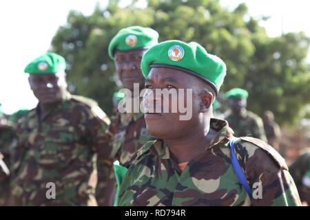 Die Amisom KDF-Truppen in Kismayo, Rotation 009. (15796695349). Stockfoto