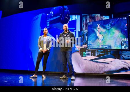 "Die Erfahrung von Dell'Industrie und Pressekonferenz für Dell und Alienware Area 51m auf der CES, Consumer Electronics Show, Las Vegas, NV, USA Stockfoto