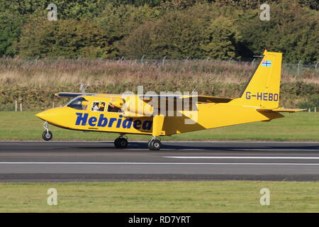 G-HEBO, eine Britten-Norman BN-2B Islander betrieben von der Hebriden, Dienstleistungen, Durchführung Rundflüge am Flughafen Prestwick, Ayrshire. Stockfoto