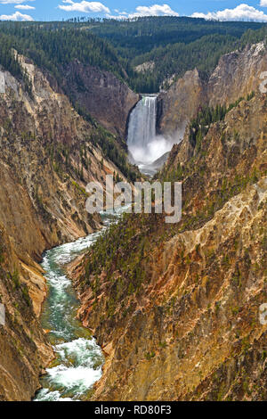 Bunte Yellowstone Canyon in der Sonne im Yellowstone National Park in Wyoming Stockfoto