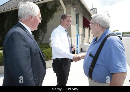 Andrew Scheer in Barrie Rotary - 2018 (43969573521). Stockfoto