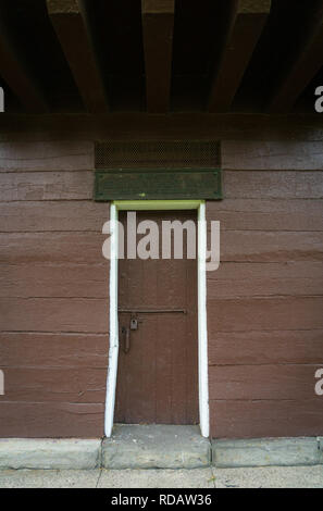 Historische Blockhaus in Erie, PA durch den See. Stockfoto