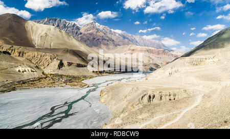 Tiri Dorf im Oberen Mustang und Kali Gandaki River, Kagbeni, Annapurna Circuit, Nepal Stockfoto