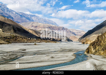 Tiri Dorf im Oberen Mustang und Kali Gandaki River, Kagbeni, Annapurna Circuit, Nepal Stockfoto