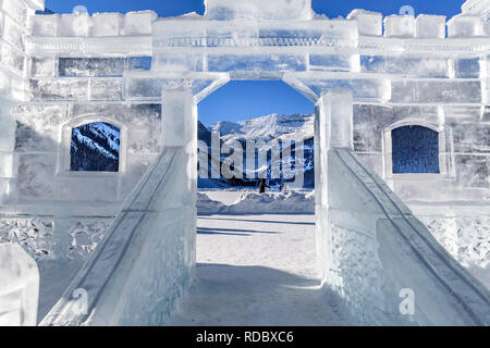 Der Lake Louise Ice Magic Festival in Banff National Park, Alberta, Kanada Stockfoto