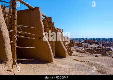 Nashtifan Windmühlen, Khaf, Iran. Die Ältesten operativen Windmühlen in der Welt. Stockfoto