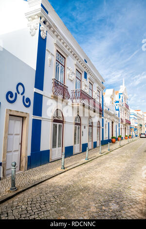 Kulturzentrum Jaime Lobo e Silva, Ericeira Stadtzentrum. Ericeira ist eine Gemeinde und Seebad/Fischerdorf an der Westküste von Por Stockfoto