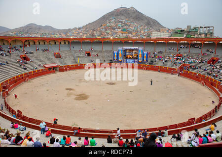 Dance Festival in einer Arena von Lima, Peru Stockfoto