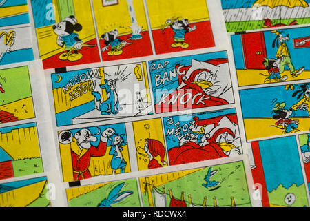 Moskau, Russland - Januar 13, 2019: Hohe Betrachtungswinkel von Donald Bubble Gum fügt Sammlung. Stockfoto