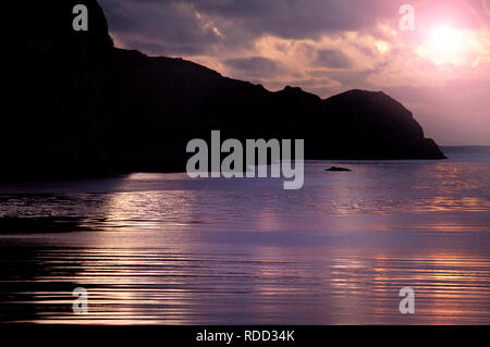 Sonne über Loch Kirkaig - Inverkirkaig Stockfoto