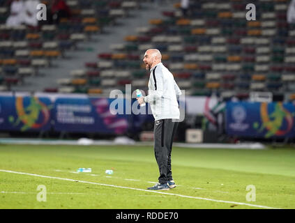 17. Januar 2019, Zayed Sports City Stadium, Abu Dhabi, Vereinigte Arabische Emirate; AFC Asian Cup Fußball, Saudi-Arabien und Katar; Felix Sanchez Bas Stockfoto