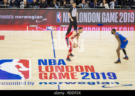Londo, UK. 17. Januar 2019. Tomas Satoransky, Assistenten 'Guard-Forward, Nr. 31, mit der Kugel, während ein NBA Basketball, NBA London 2019, zwischen Washington Wizards und New York Knicks in der O2 Arena. Endergebnis: Zauberer 101 Knicks 100. Credit: Stephen Chung/Alamy leben Nachrichten Stockfoto