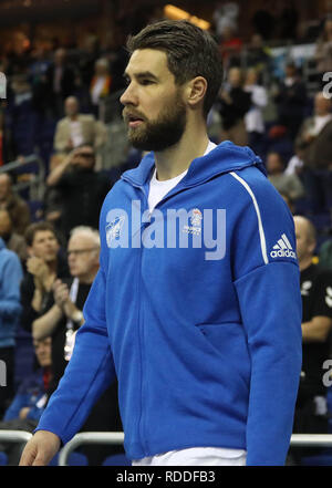 Berlin, Deutschland. 17. Januar, 2019. Luka Karabatic (Frankreich) während der IHF Männer Wm 2019: Gruppe A handball Match zwischen Frankreich und Russland am 17. Januar 2019 in der Mercedes-Benz Arena in Berlin, Deutschland - Foto Laurent Lairys/MAXPPP Credit: Laurent Lairys/Agence Locevaphotos/Alamy leben Nachrichten Stockfoto