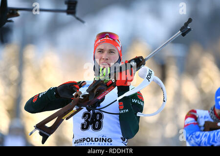 Ruhpolding, Deutschland. 17 Jan, 2019. Benedikt DOLL (GER), am Schießstand, Aktion, Einzelbild, einziges Motiv ausschneiden, halb Bild, halb Abbildung. 10 km Sprint der Männer, Männer am 17.01.2019. IBU Biathlon WM 2019 in Ruhpolding, Saison 2018/19 | Verwendung der weltweiten Kredit: dpa/Alamy leben Nachrichten Stockfoto