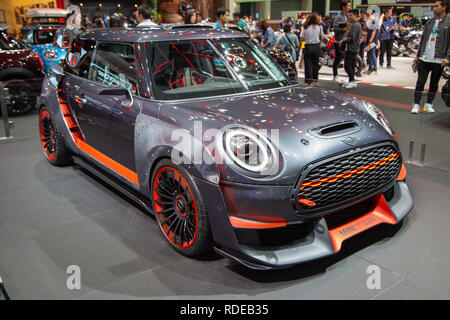 Nonthaburi, Thailand - Dezember 4, 2018: MINI John Cooper Works GP Konzept in der Expo 2018 vorgestellt Stockfoto