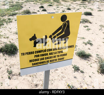 Holen sie sich ihre hundehaufen Zeichen in Spanien Stockfoto