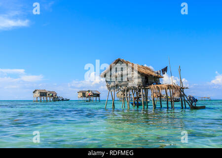 Schöne Landschaften auf Borneo Sea Gypsy Water Village in Bodgaya Insel Semporna, Sabah, Malaysia. Stockfoto