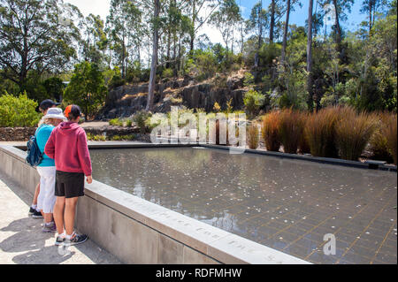 Der Gedenkstätte für das Massaker von Port Arthur, wo Martin Bryant 35 und verletzte 23 Menschen getötet, an der Port Arthur Historic Site, Tasmanien, Australien. Stockfoto