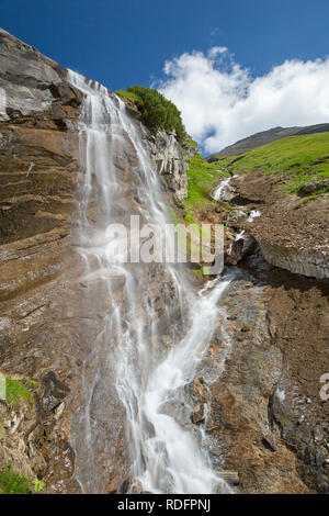 Fensterbach Wasserfall im Sommer, Nationalpark Hohe Tauern, Kärnten / Kärnten, Österreich Stockfoto