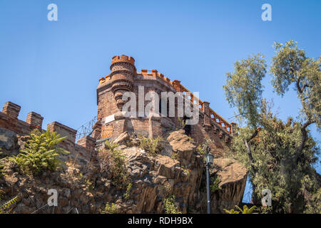 Viewpoint Turm bei Santa Lucia Hill - Santiago, Chile Stockfoto