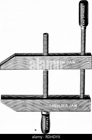 . Elementare Holzbearbeitung. Holzarbeiten; Bäume. Diverse WERKZEUGE UND METHODEN DER 39 7. Sah Stücke Nr. 1 und ISTo. 2 abgesehen und Block-Ebene endet. Achte. Säge auf die Linien, Meißel, und die Stücke passen. Obwohl die oben ist die Methode der Festlegung einer testdurchsatz Gemeinsame, jedes Problem erfordert eine besondere Behandlung und hier der Student wird von seinem Ausbilder geleitet werden. 24. Sicherung der Teile. Viele Artikel aus Holz bestehen aus mehreren Stücken zusammen befestigt. Wenn zwei Stücke sind zusammen die sur-Gesichter der Kontakt sind aufgerufen, eine gemeinsame ausgestattet. Es gibt viele Arten und Formen in Mitglied- und üblichen Stockfoto
