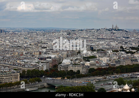 Wunderbare Panorama der Stadt von der Pariser Eiffelturm gesehen Stockfoto