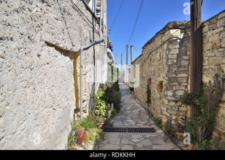 Gasse im alten Dorf Lefkara, Zypern Stockfoto