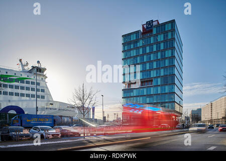 Kiel, Deutschland - 18. Januar 2019: Der Kieler Hafen Gebäude Stockfoto