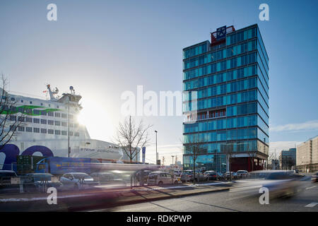 Kiel, Deutschland - 18. Januar 2019: Der Kieler Hafen Gebäude Stockfoto