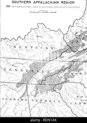 . Bericht des Sekretärs der Landwirtschaft auf den südlichen Appalachian und White Mountain Wasserscheiden. Kommerzielle Bedeutung, Fläche, Zustand, Zweckmäßigkeit, deren Erwerb für nationale Wälder und die voraussichtlichen Kosten. Waldreservate. SOUTHERN APPALACHIAN REGION^^ nicht-landwirtschaftlichen Flächen IM SÜDLICHEN APPALACHEN 20 OJLUUC SKALA VON MEILEN 20 40 60 Eo. Die NORRIS PETuRS CO. WASHtNCTQN. Dc Bitte beachten Sie, dass diese Bilder aus gescannten Seite Bilder, die digital für die Lesbarkeit verbessert haben mögen - Färbung und Aussehen dieser Abbildungen können nicht Perfekt ähneln den extrahiert werden Stockfoto