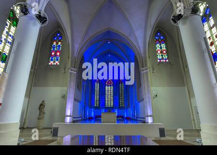 Blau beleuchtete Wallfahrtskirche St. Martins Kirche, Münster, Nordrhein-Westfalen, Deutschland Stockfoto