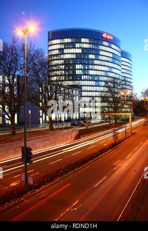 Neuer Sitz von EON Ruhrgas AG, knapp 2 000 Mitarbeiter in das neue Verwaltungsgebäude im Oktober 2010 Stockfoto