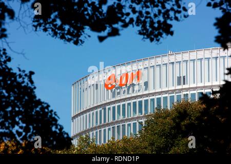 Neuer Sitz von EON Ruhrgas AG, knapp 2 000 Mitarbeiter in das neue Verwaltungsgebäude im Oktober 2010 Stockfoto