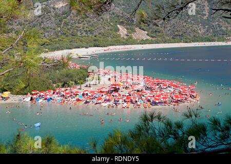 Oeluedeniz Bucht in der Nähe von Fethiye, Türkische Ägäis, Türkische Küste, Türkei Stockfoto