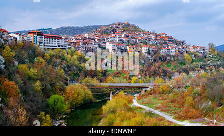 Panoramablick über die Stadt Veliko Tarnovo, Bulgarien Stockfoto