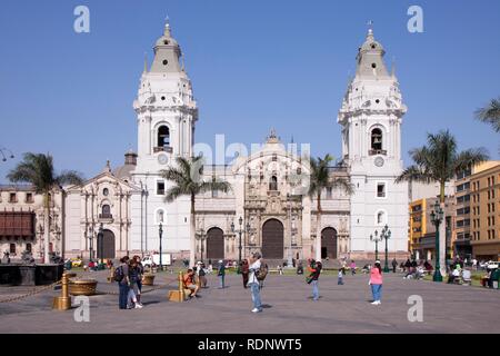 Kathedrale am Plaza de Armas in Lima, Peru, Südamerika Stockfoto