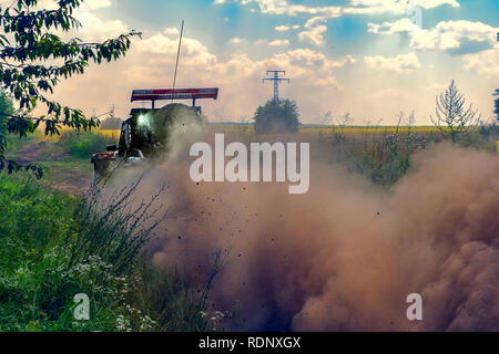 Ruse, Bulgarien - 21. Juli 2017. Ivanovo Bereich Village, Ruse, Bulgarien, Buggy in Aktion Stockfoto