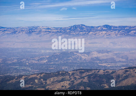 Blick Vom Hochsten Gipfel Der Appalachian Berge In Mount Mitchell State Park North Carolina In Der Weite Der Berge Fore Stockfotografie Alamy