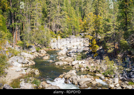 Stanislau Fluss, Calaveras große Bäume State Park, Kalifornien Stockfoto