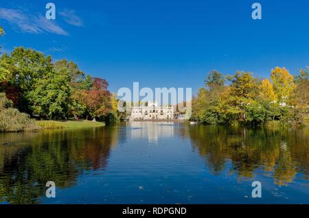 Warschau, MAZOVIAN PROVINZ/POLEN - Oktober 11, 2018: Warschau, MAZOVIAN PROVINZ/POLEN - 11. Oktober 2018 Stockfoto