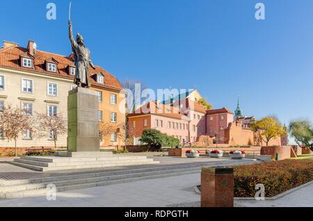 Warschau, MAZOVIAN PROVINZ/POLEN - 31. OKTOBER 2018: Jan Kilinski Memorial, Podwale Straße, Altstadt. Stockfoto