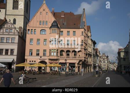 Wittenberg ist eine Stadt mit 50000 Einwohnern und eng mit Martin Luther verknüpft und die protestantische Reformation hier den zentralen Platz. Stockfoto