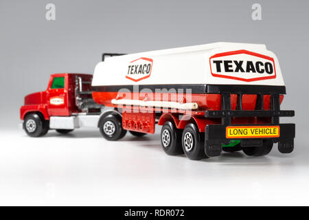 Matchbox Super Kings K-16 Ford LTS artikuliert Tanker "Texaco" Stockfoto