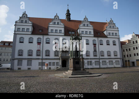 Wittenberg ist eine Stadt mit 50000 Einwohnern und eng mit Martin Luther verknüpft und die protestantische Reformation hier mit der Stadt Halle. Stockfoto