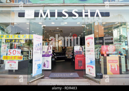SEOUL, Südkorea - ca. Mai 2017: missha Store in Seoul. Stockfoto