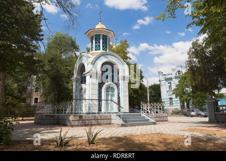 Kapelle St. Georg die Siegreichen an der Kreuzung von Gogol und Puschkin Straßen in der Stadt Jewpatoria, Krim, Russland Stockfoto