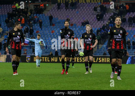 - Vitesse Arnheim - Excelsior, Fußball, Saison 2018/2019, Eredivisie, Gelredome, 08-07-2019, Excelsior Spieler enttäuscht Stockfoto